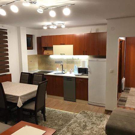 Apartman B3 U Vili Suri 카파오닉 외부 사진