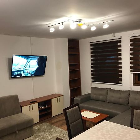 Apartman B3 U Vili Suri 카파오닉 외부 사진