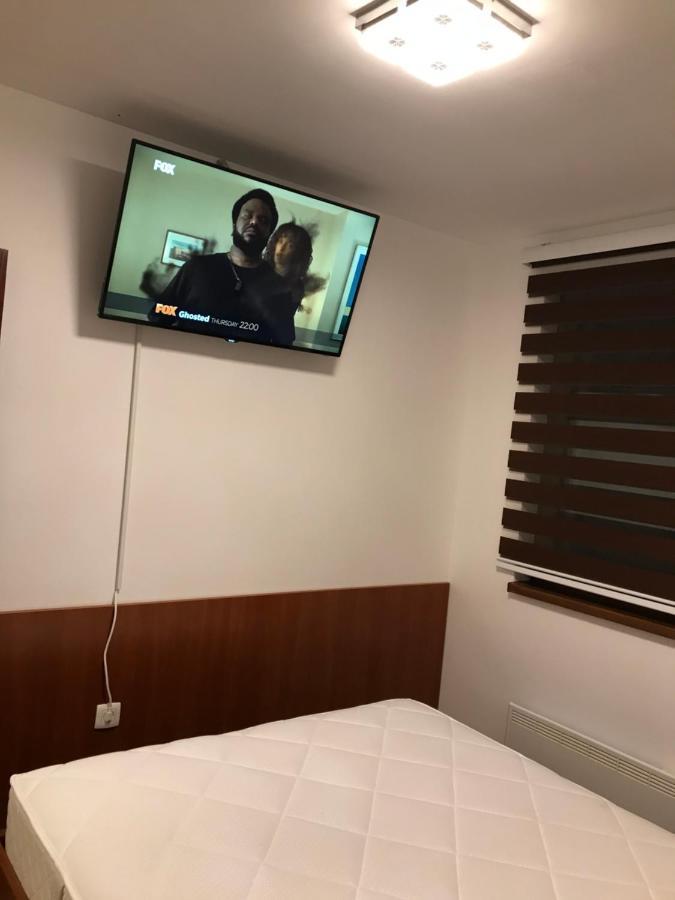 Apartman B3 U Vili Suri 카파오닉 외부 사진