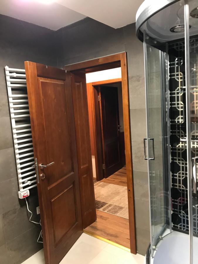 Apartman B3 U Vili Suri 카파오닉 외부 사진