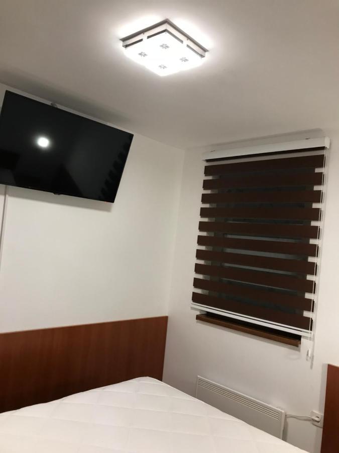 Apartman B3 U Vili Suri 카파오닉 외부 사진